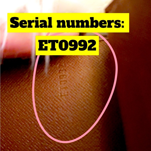 Authentic Louis Vuitton Long Bifold Wallet. Serial #: ET0932 - Picture 5 of 10